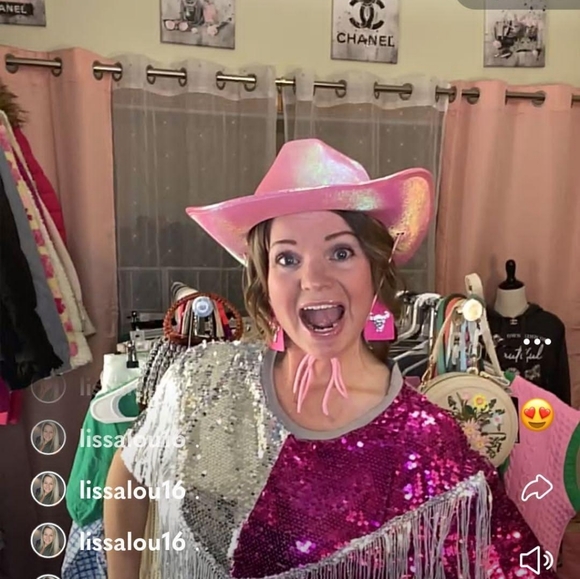 🤘The Motley Cruise April 4th- Blast From The Past - Picture 8 of 12